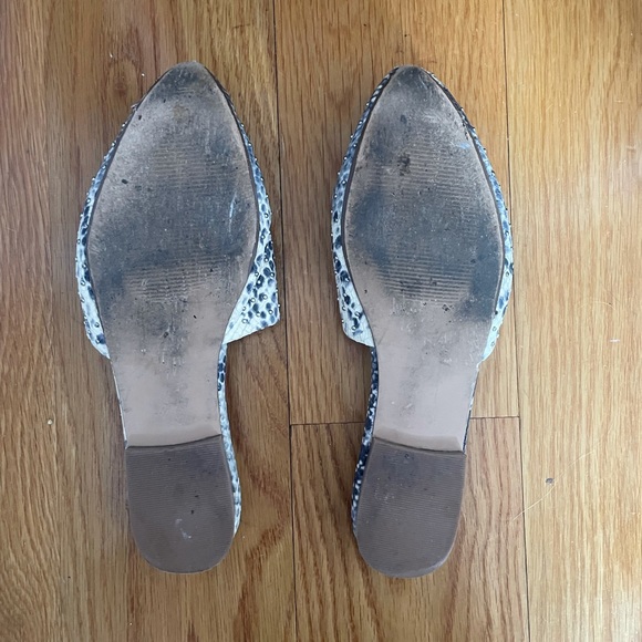 Steve Madden Studded Snake Print Mule Size 8 - Picture 4 of 4